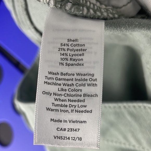 Talbots Flawless Size 8 Straight Crop Green Women's Jeans - Picture 10 of 11